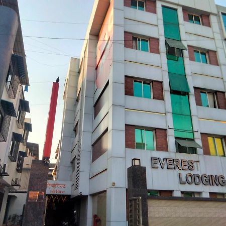 Hotel Everest Lodging נאווי מומבאי מראה חיצוני תמונה