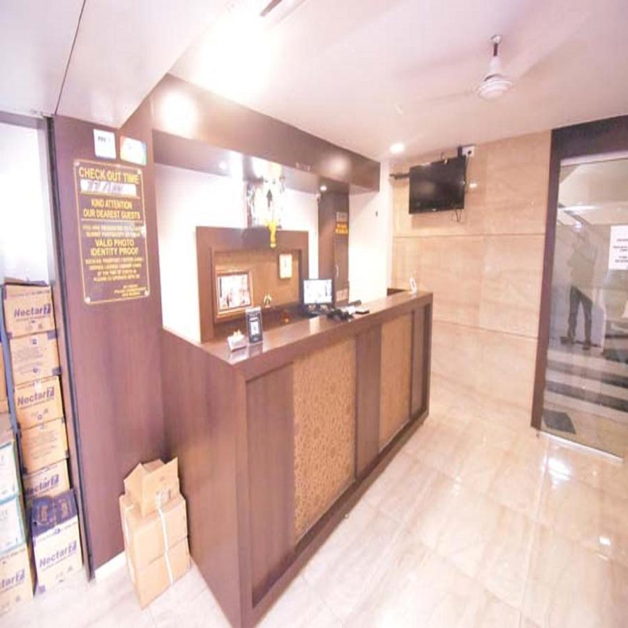 Hotel Everest Lodging נאווי מומבאי מראה חיצוני תמונה
